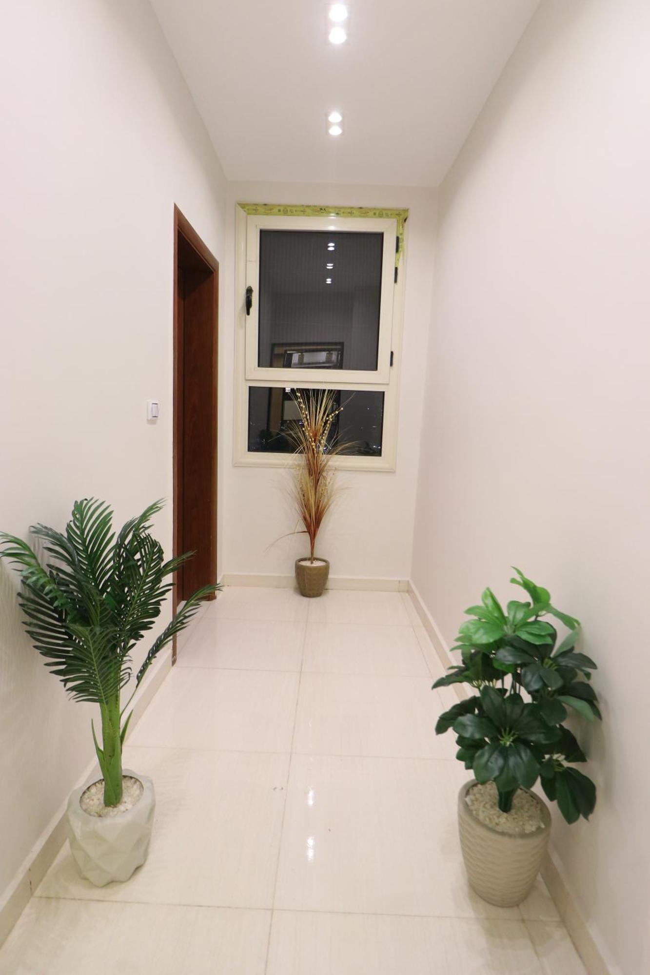 Pyramids Skyline Hotel Cairo Kafrat al Jabal Exterior photo