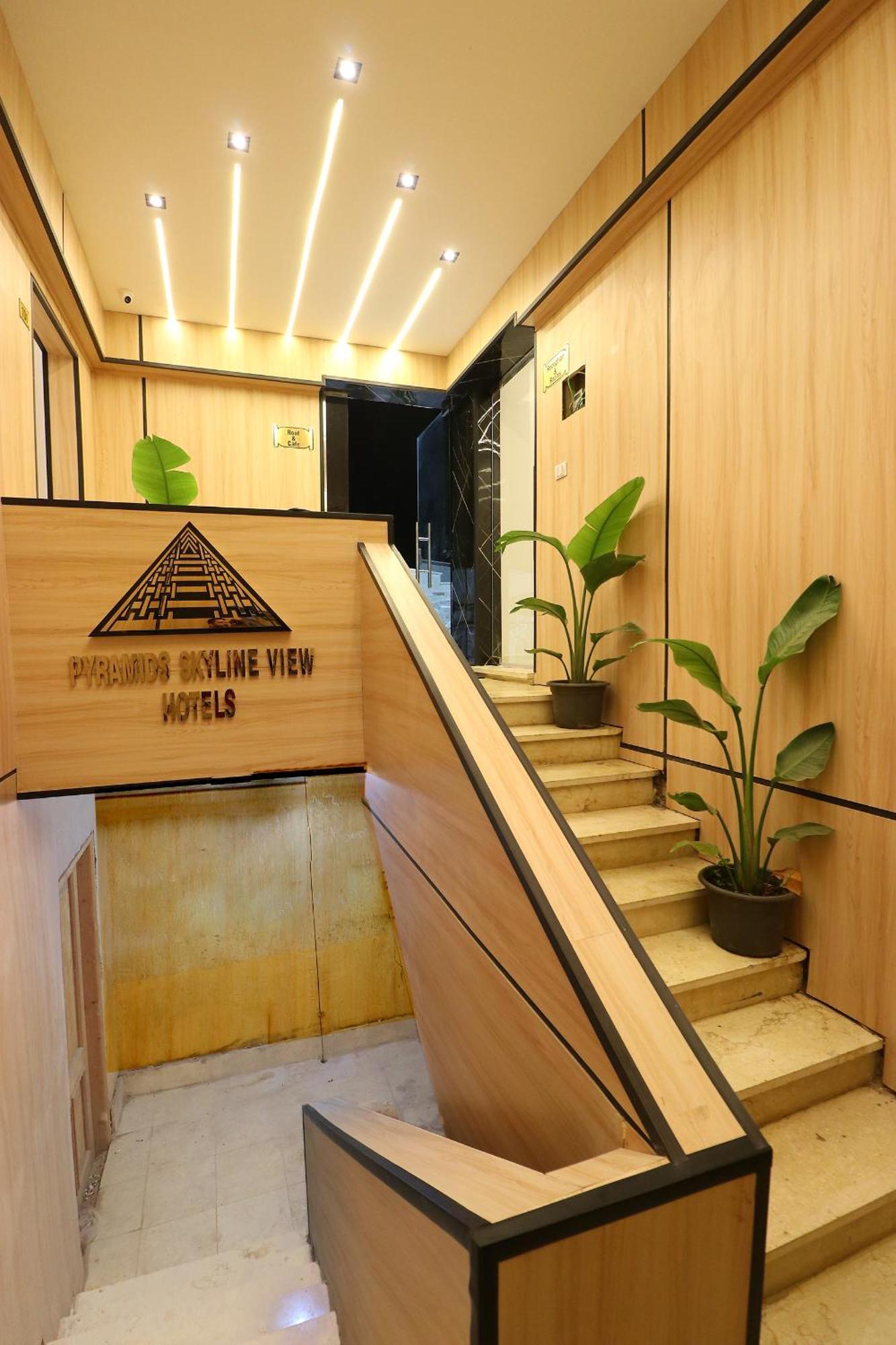 Pyramids Skyline Hotel Cairo Kafrat al Jabal Exterior photo